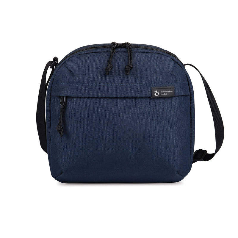 Load image into Gallery viewer, Renew AWARE™ rPET lunch cooler from XD Collection, outdoor-friendly insulated cooler bag with eco-friendly rPET material.