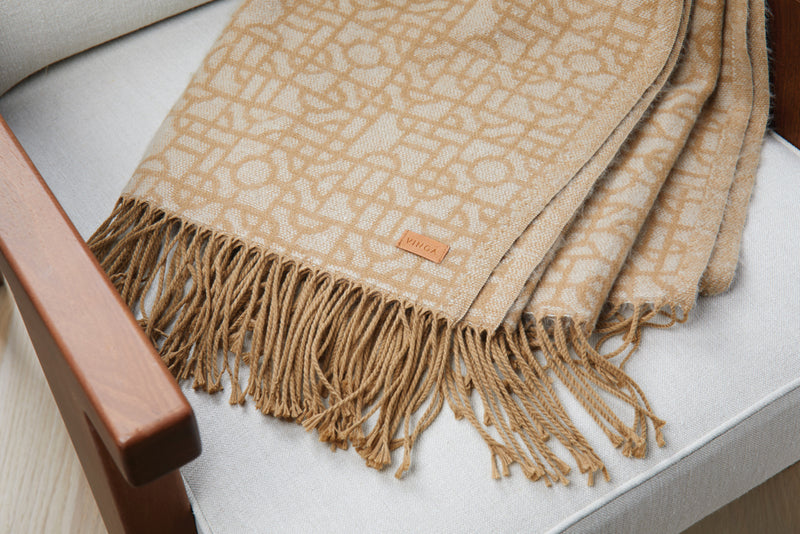 Load image into Gallery viewer, Vers blanket - Custom Wood Designs