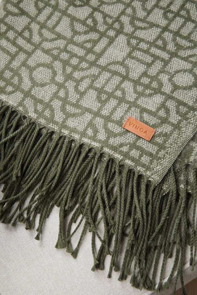 Load image into Gallery viewer, Vers blanket - Custom Wood Designs