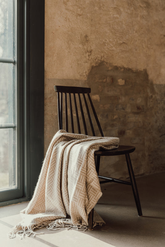 Leno Blanket - Custom Wood Designs