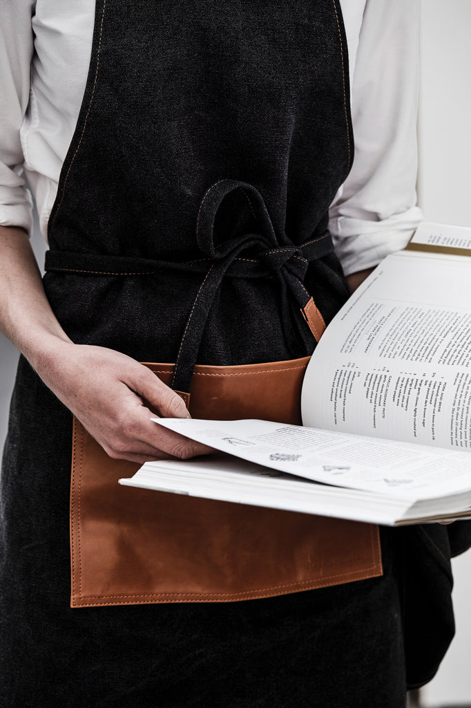 Load image into Gallery viewer, Asado Apron - Custom Wood Designs