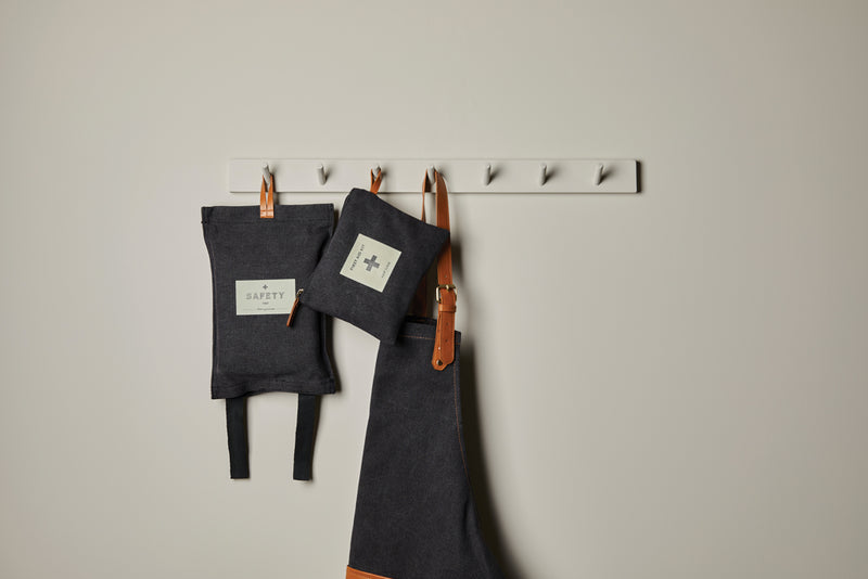 Load image into Gallery viewer, Asado Apron - Custom Wood Designs
