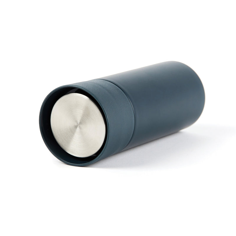 Load image into Gallery viewer, Vinga Otis thermo to-go mug in stainless steel with black lid, insulated drinkware for hot and cold beverages.