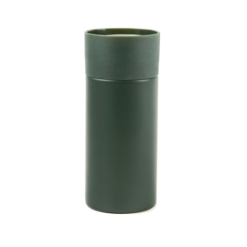 Load image into Gallery viewer, Vinga Otis thermo to-go mug in stainless steel, insulated drinkware with a black lid for hot and cold beverages on the go