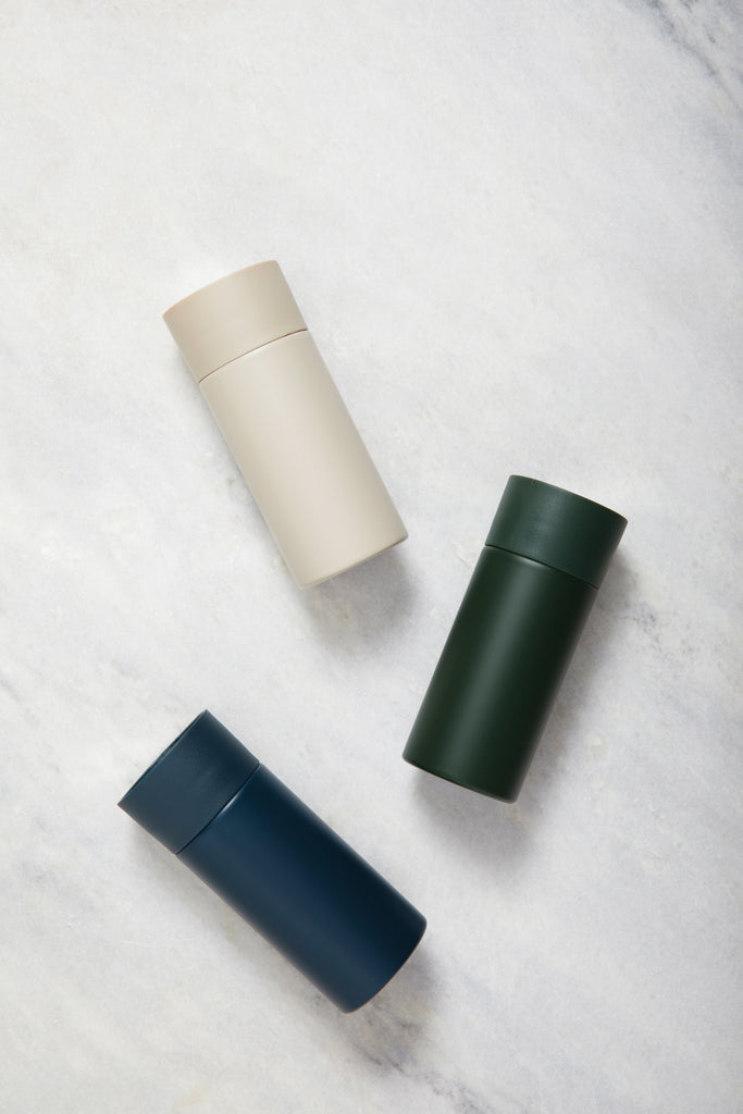 Load image into Gallery viewer, Vinga Otis thermo to-go mug in stainless steel with black lid, insulated drinkware for hot or cold beverages.