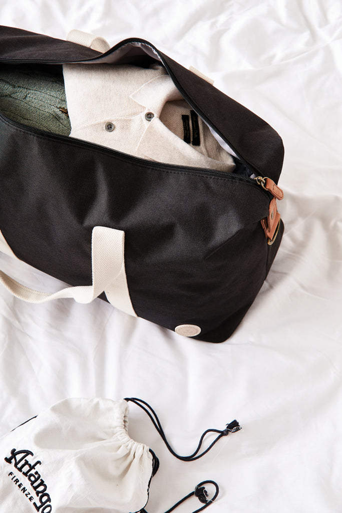 Load image into Gallery viewer, Sortio weekend bag - Custom Wood Designs