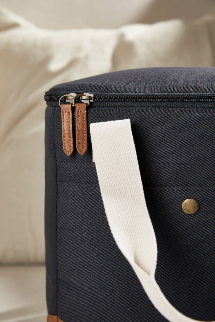 Load image into Gallery viewer, RPET Cooler bag - Custom Wood Designs