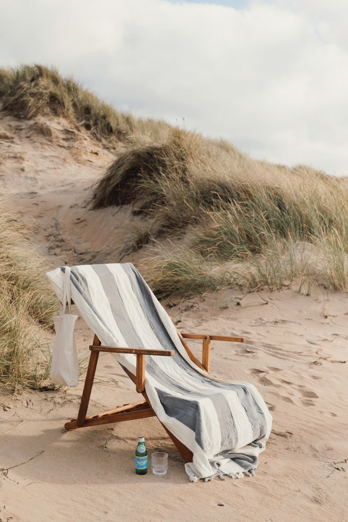 Load image into Gallery viewer, Valmer lounge chair towel