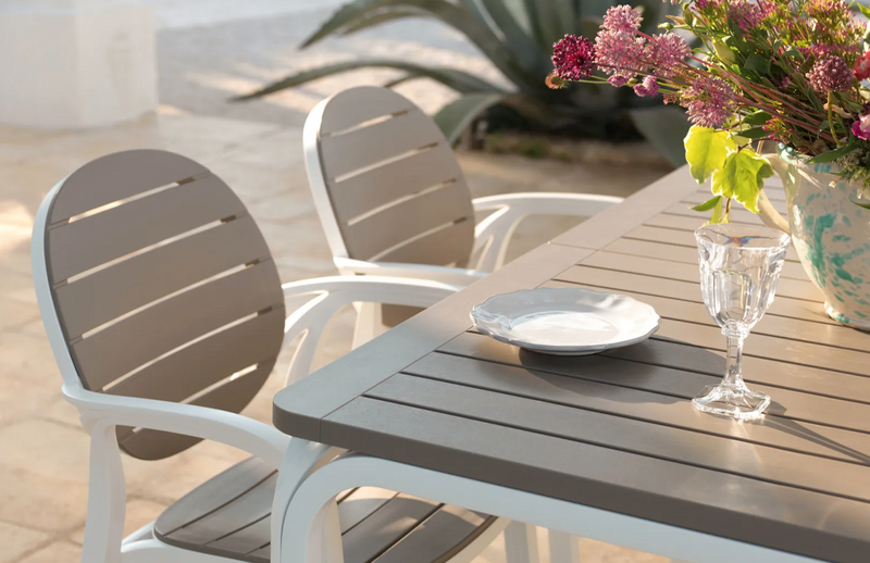 Load image into Gallery viewer, Alloro 210–280 extensible outdoor table by Nardi, made of durable wood, shown with extended surface and sleek design.
