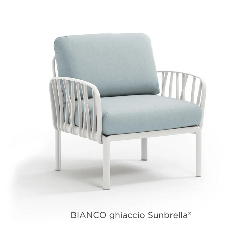Load image into Gallery viewer, Nardi Komodo outdoor modular armchair by Custom Wood Designs, beige Sunbrella fabric, part of the outdoor sofa collection.