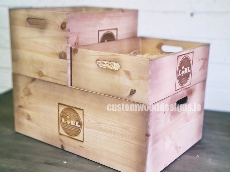 Load image into Gallery viewer, FourStore Pine Wood Box 40 X 30 X 13,5 cm OB4 Box with Handle pin bedroom deco box crate room deco wood wooden CUC8EE_1_ee756fa6-6c8c-4687-9019-e7b6e3368b3e