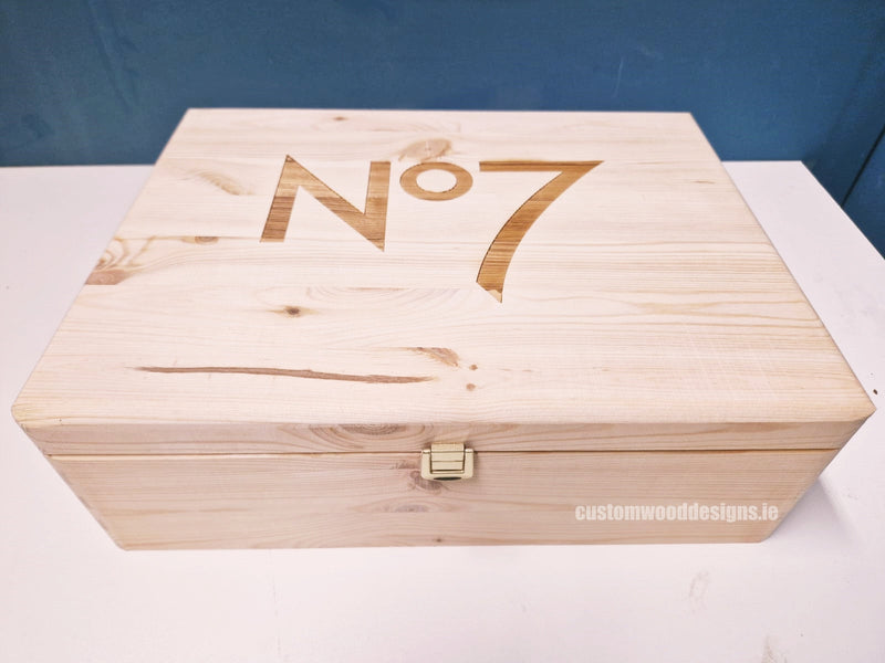 Load image into Gallery viewer, Pine Box MPB2 Custom Wood Designs CUSTOM_3_89923241-63a2-4fe8-bac6-015c7bf36339