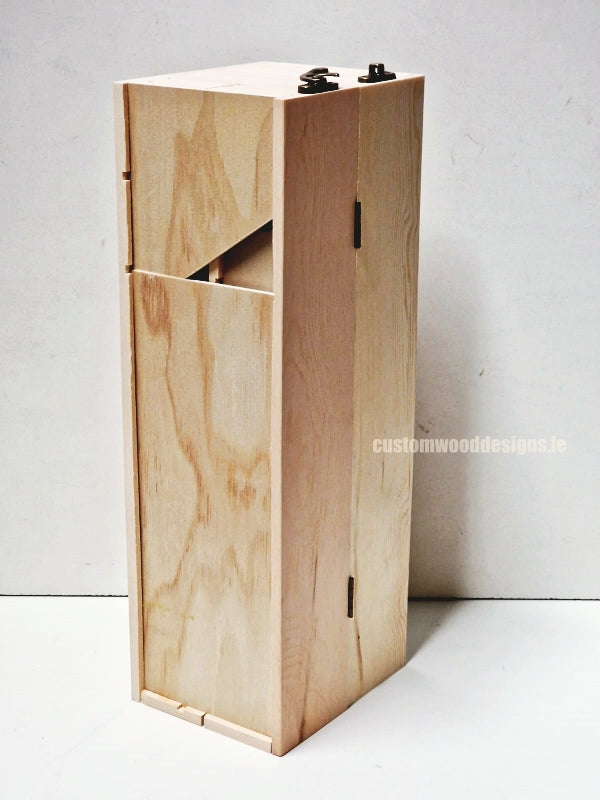 Load image into Gallery viewer, Bottle Box / Desk Topper x25 Custom Wood Designs Bottle Box Bottle Boxes Gift Boxes Single bottle box CustomWoodDesignsIreland12f6601c-c7b0-42be-a5a9-2cacf44304a1