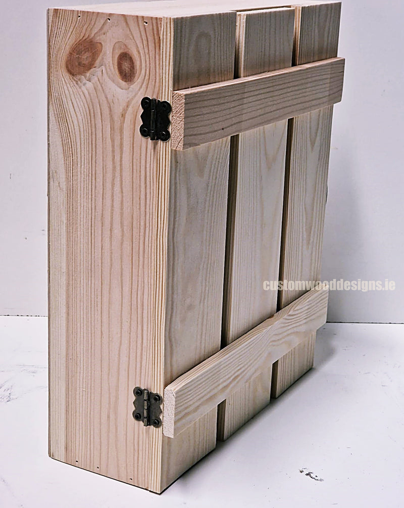 Load image into Gallery viewer, Rustic 3 Bottle Box - Natural x 25 Corporate Gift Box with Wood Wool Custom Wood Designs __label: Multibuy box corporate gift hamper triple wine box wood wool CustomWoodDesignsIrelandCorporategiftboxesBottleBoxesGiftingboxesforbottleslaserengravedbottleboxespersonalisedbottleboxesCorporateboxesrusticboxwinebo_12