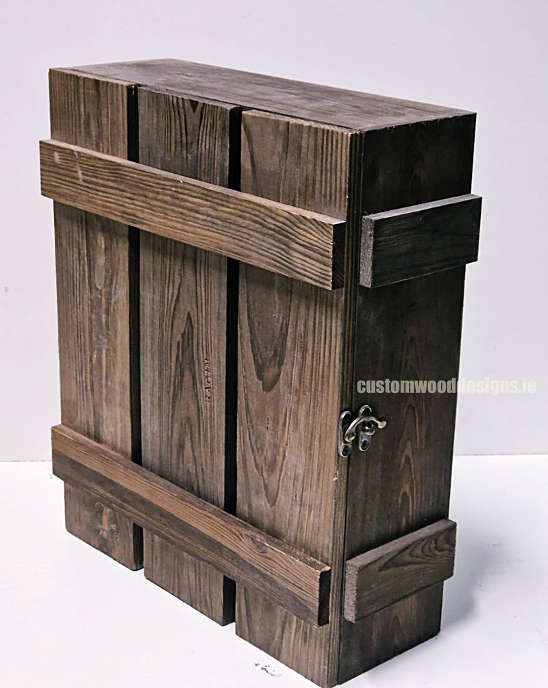 Load image into Gallery viewer, Rustic 3 Bottle Box - Brown x 25 Corporate Gift Box with Wood Wool Custom Wood Designs __label: Multibuy box corporate gift hamper triple wine box wood wool CustomWoodDesignsIrelandCorporategiftboxesBottleBoxesGiftingboxesforbottleslaserengravedbottleboxespersonalisedbottleboxesCorporateboxesrusticboxwinebo_7_6db726b5-345e-4ed8-9985-58281_59bc3f7b-6696-4f0c-a6df-5f1c8c643cee
