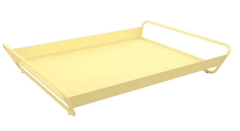 Load image into Gallery viewer, Fermob metal ALTO tray measuring 53x38.5 cm, frosted lemon design, suitable for outdoor use and hotel service settings.