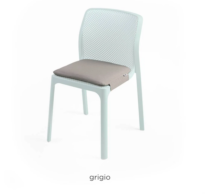 Load image into Gallery viewer, Nardi Bit Chair Cushion in grey, designed for outdoor chairs, with a soft, padded surface for added comfort.
