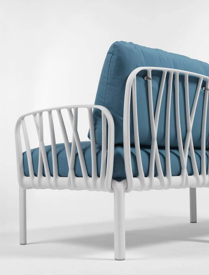Load image into Gallery viewer, Komodo 5 Modular Outdoor Sofa by Custom Wood Designs featuring dark wood frame and plush cushions for patio lounging.
