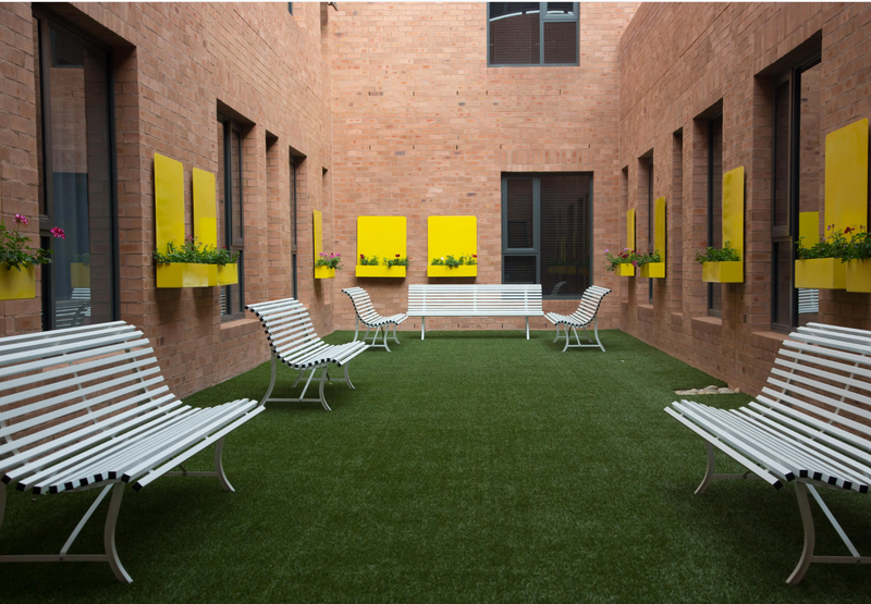Load image into Gallery viewer, Fermob Louisiane 150cm outdoor folding steel bench with slatted design, ideal for garden or patio seating.