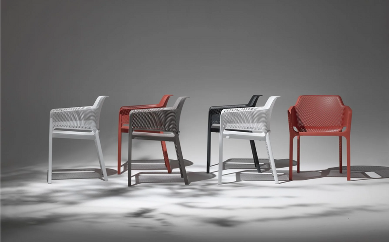 Load image into Gallery viewer, Nardi Net outdoor chair with woven design and metal frame, ideal for patio or garden seating.