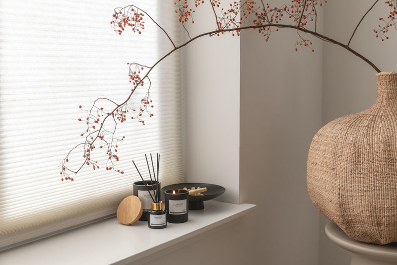Load image into Gallery viewer, Ukiyo small scented candle in glass - Custom Wood Designs