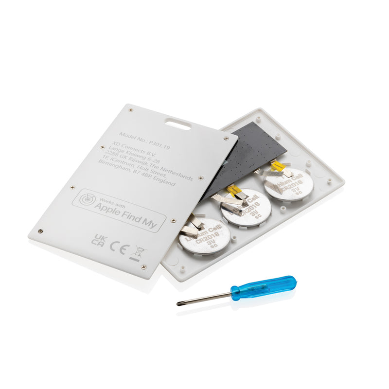 Load image into Gallery viewer, Findcard RCS recycled plastic item finder card by XD Collection, a phone and tablet accessory with a compact design.