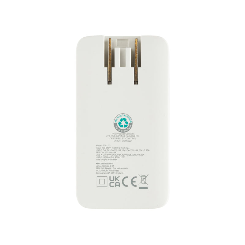 Load image into Gallery viewer, Fluxo RCS 65W flat GAN charger with universal connectors - Custom Wood Designs