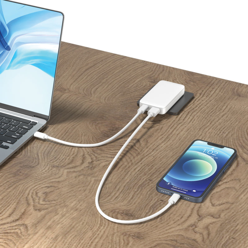 Load image into Gallery viewer, Fluxo RCS 65W flat GAN charger with universal connectors - Custom Wood Designs