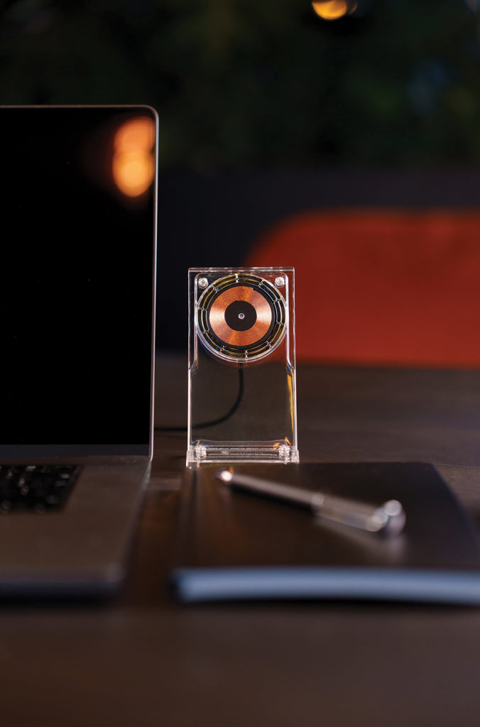 Load image into Gallery viewer, Magcharge 15W magnetic wireless charging stand - Custom Wood Designs