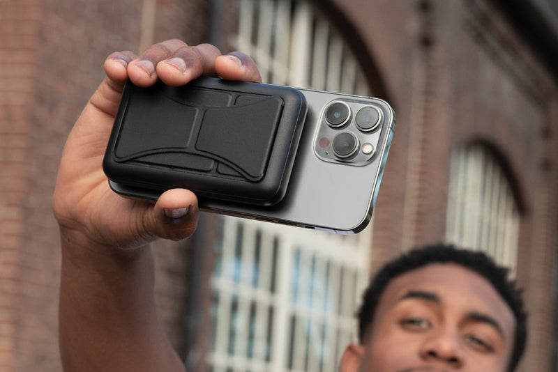 Load image into Gallery viewer, Urban Vitamin Sonoma RCS rplastic 10.000mah powerbank - Custom Wood Designs