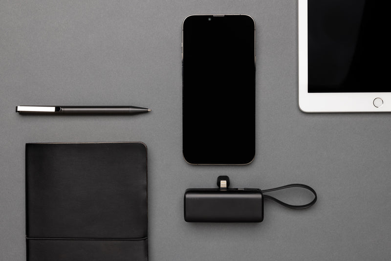 Load image into Gallery viewer, Powerlink RCS rplastic 3000 mAh powerbank iOS connector - Custom Wood Designs