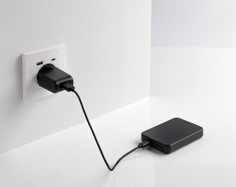 Load image into Gallery viewer, Boostcore RCS recycled plastic powerbank 5.000mAh with USB C - Custom Wood Designs