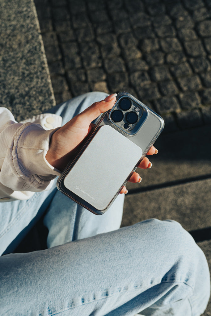 Load image into Gallery viewer, Urban Vitamin Burbank RCS plastic/alu 3000 mah powerbank - Custom Wood Designs