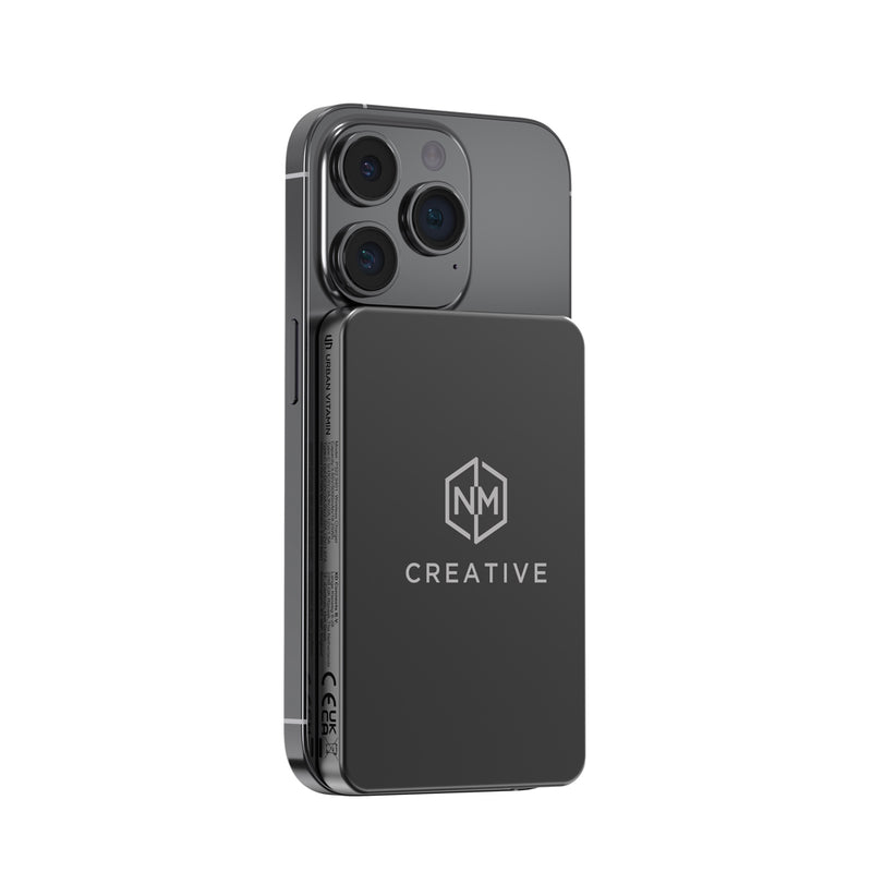 Load image into Gallery viewer, Urban Vitamin Marin 5000mAh magnetic wireless powerbank for phones and tablets with 15W fast charging.