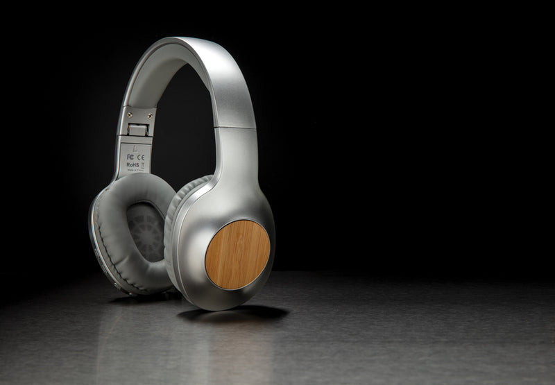 Load image into Gallery viewer, Wireless Dakota Bamboo headphones by XD Xclusive featuring bamboo ear cups and sleek audio design for premium sound.