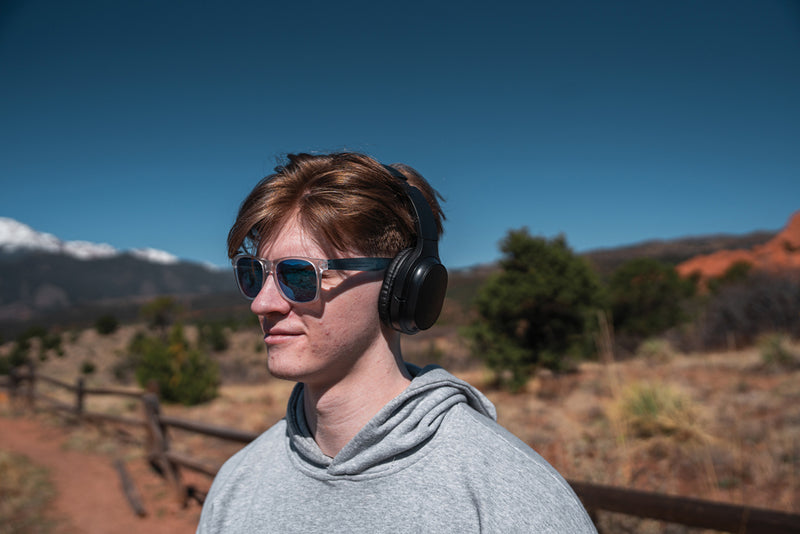 Load image into Gallery viewer, Recycled plastic Elite Foldable wireless headphones by XD Collection, stylish black audio headphones with adjustable headband