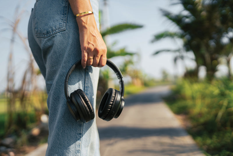 Load image into Gallery viewer, Terra RCS recycled aluminium wireless headphone - Custom Wood Designs
