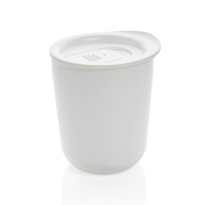 Load image into Gallery viewer, Simplistic antimicrobial coffee tumbler from XD Collection, durable drinkware with a sleek design and leak-proof lid.