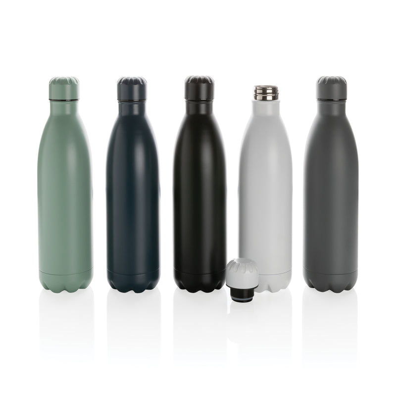 Load image into Gallery viewer, Solid color stainless steel vacuum bottle, 750ml, from XD Collection, featuring a sleek design for keeping drinks hot or cold.