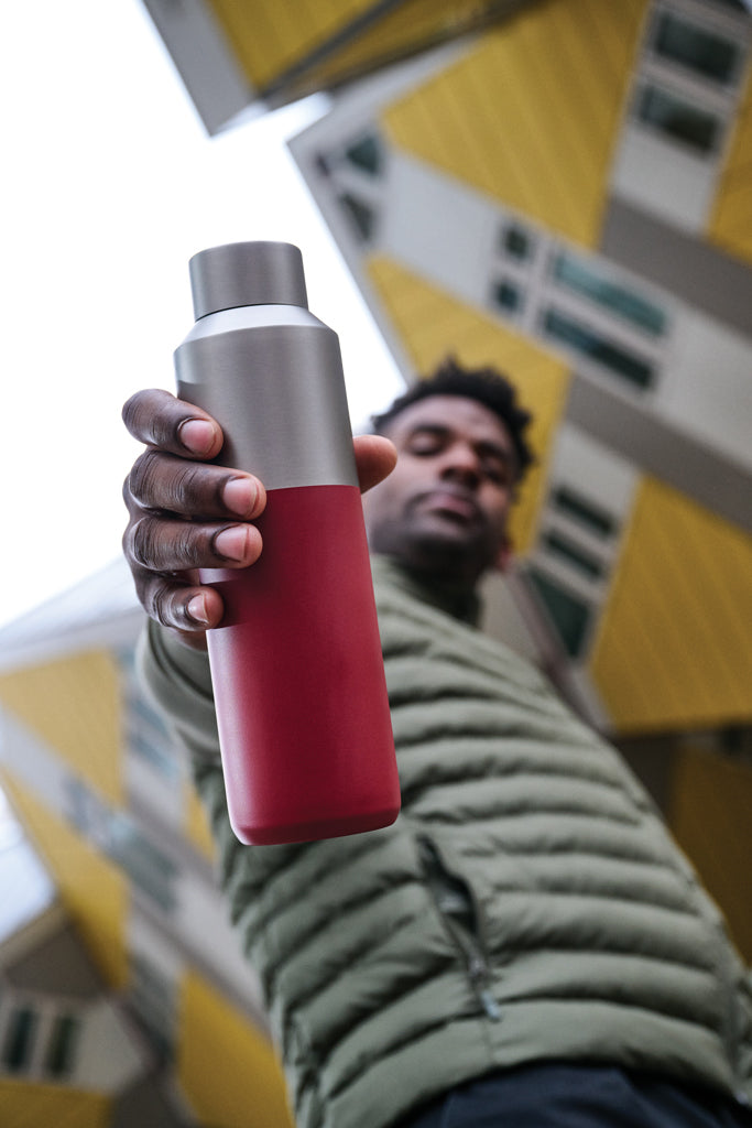 Load image into Gallery viewer, Fluid RCS certified recycled steel water bottle 600ml - Custom Wood Designs