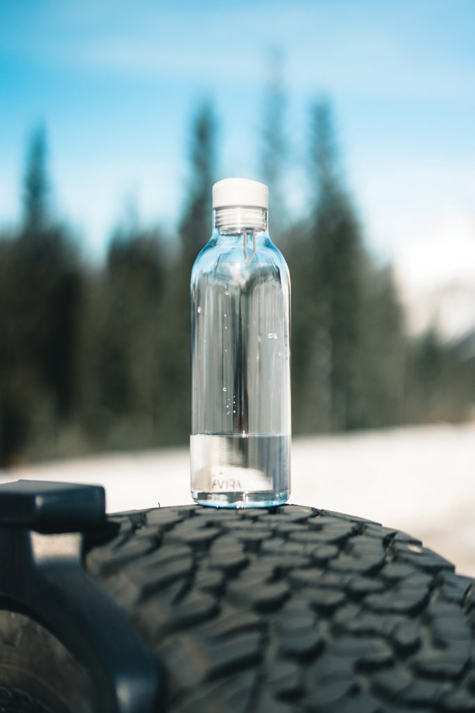 Load image into Gallery viewer, Avira Atik RCS recycled PET 1L drinkware bottle, eco-friendly reusable bottle with clear design and screw cap.