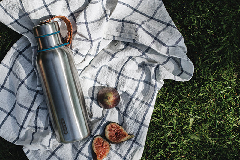 Load image into Gallery viewer, Black + Blum insulated 750ml water bottle in stainless steel with a sleek, modern design for hot and cold beverages.
