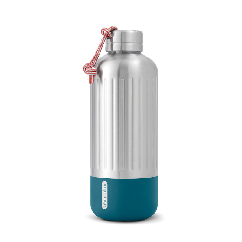 Load image into Gallery viewer, Black + Blum Explorer insulated large 850ml drinkware bottle with a sleek design and secure lid.