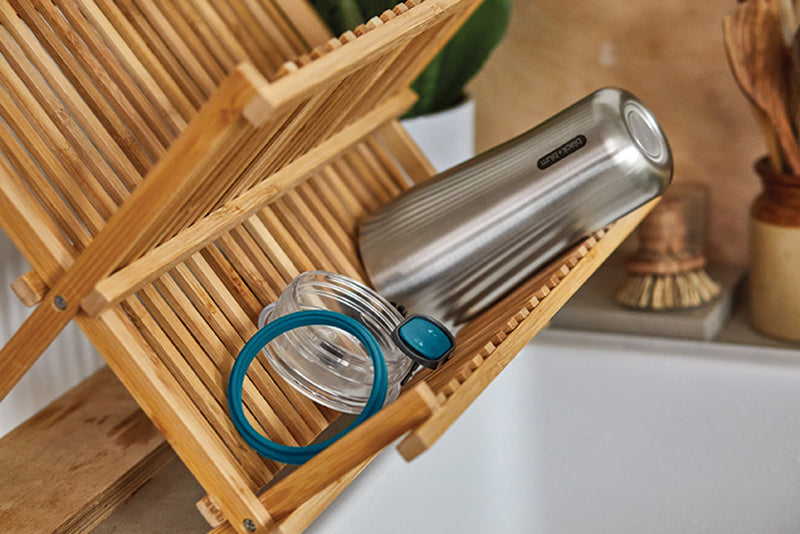 Load image into Gallery viewer, Black + Blum insulated travel tumbler 600ml drinkware with a sleek, modern design and secure lid for hot or cold beverages.