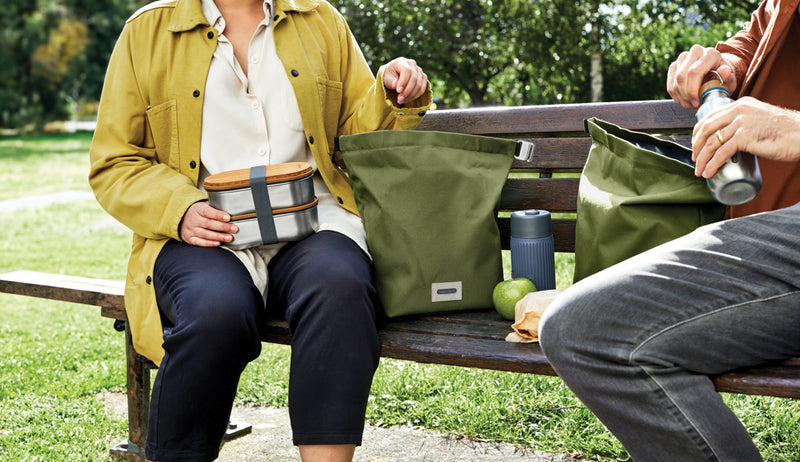 Load image into Gallery viewer, Black + Blum 6.7L insulated outdoor lunch and cooler bag with black fabric and sturdy zipper for keeping food fresh.
