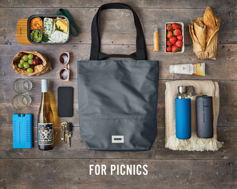 Load image into Gallery viewer, Black + Blum 16L insulated outdoor tote cooler bag with handles, designed for keeping food and drinks cold during outdoor activities.
