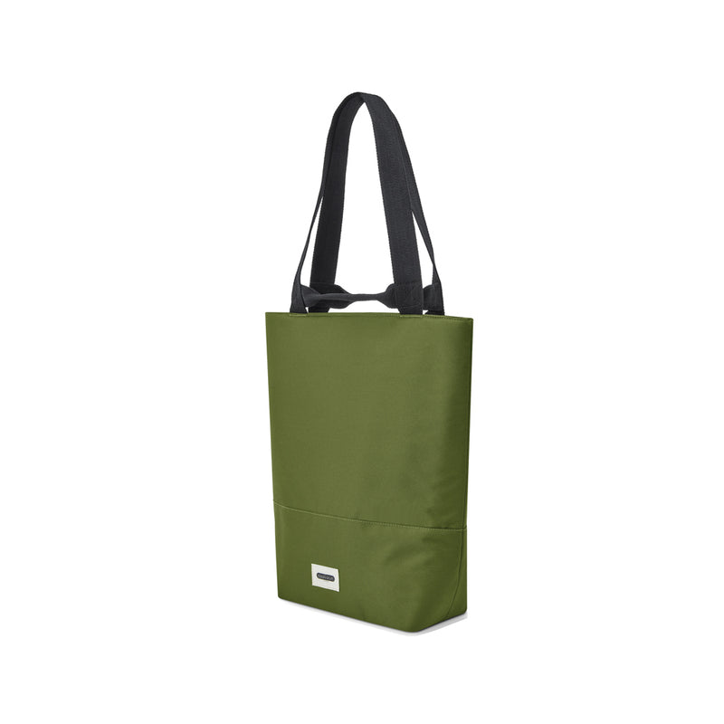 Load image into Gallery viewer, Black + Blum 16L insulated outdoor cooler tote bag with durable carry handles and zip closure, ideal for picnics and outdoor outings.