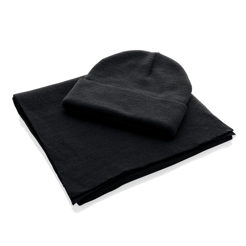 Load image into Gallery viewer, Elles Polylana® scarf by XD Collection, soft headwear in a 180x30cm design, shown in a close-up image.