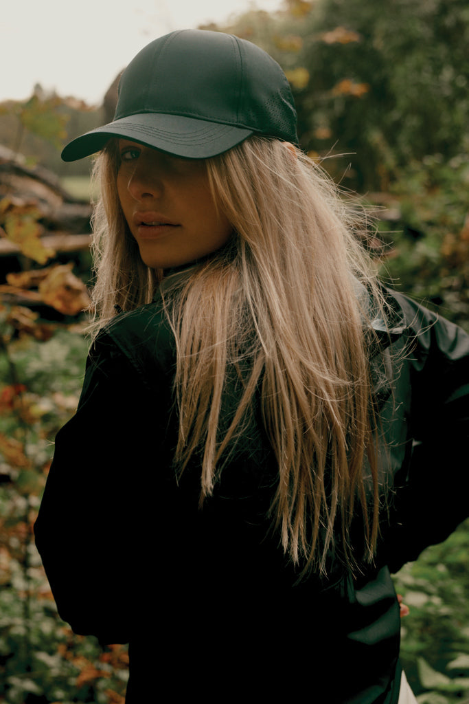 Load image into Gallery viewer, Impact AWARE™ RPET 6-panel sports cap by XD Collection, lightweight headwear made from recycled materials with a curved brim.