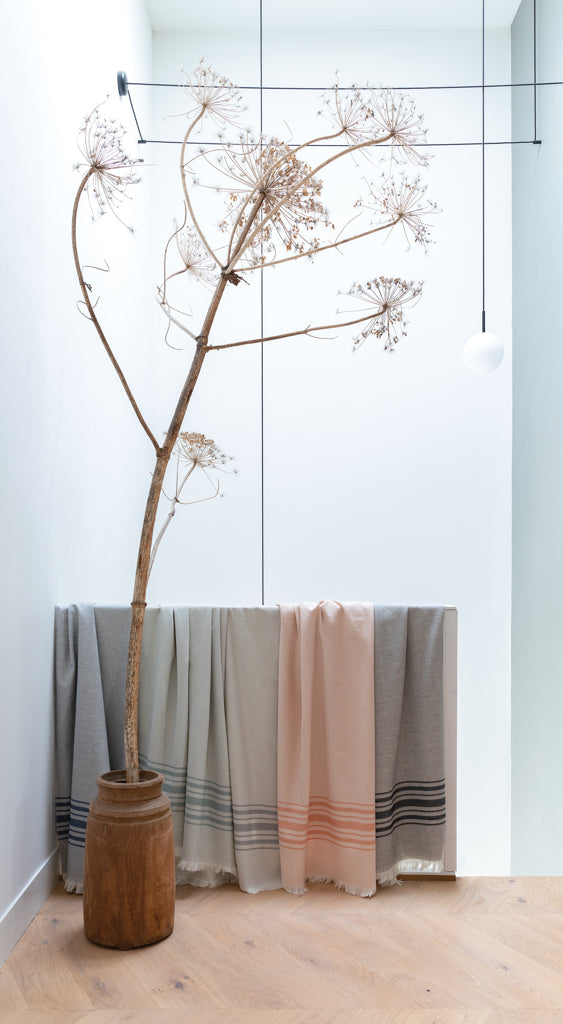 Load image into Gallery viewer, AWARE™ Hammam Towel 100 x 180cm - Custom Wood Designs